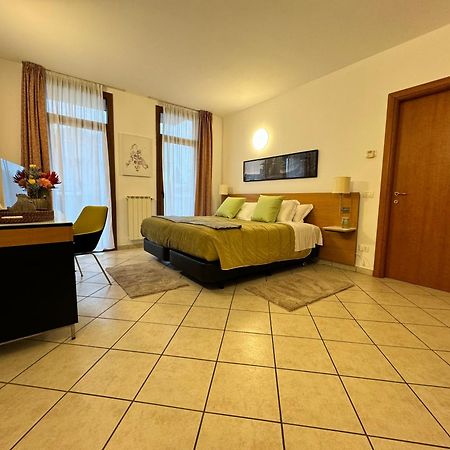 Residence Malpensa Somma Lombardo Exteriér fotografie