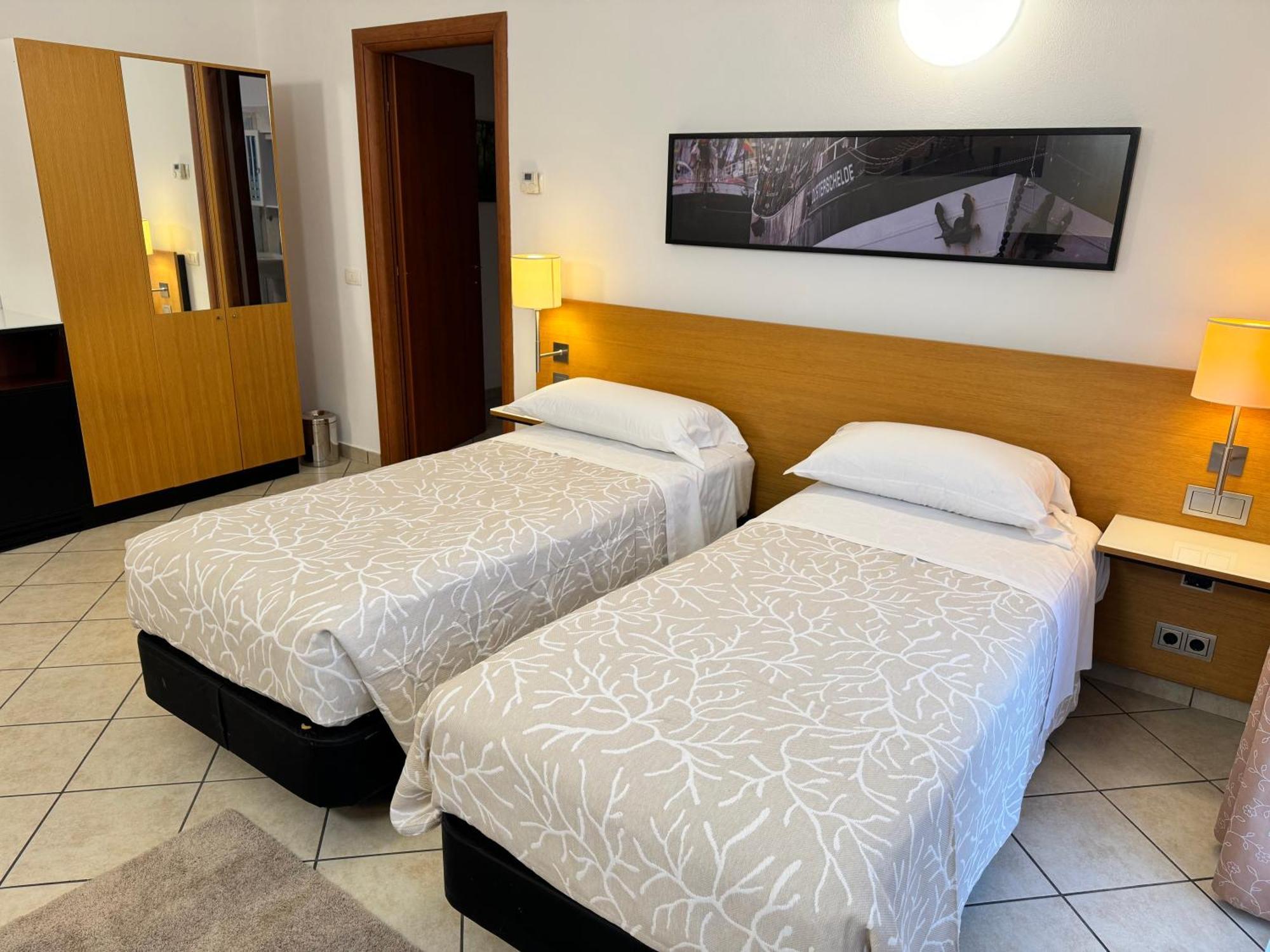 Residence Malpensa Somma Lombardo Exteriér fotografie