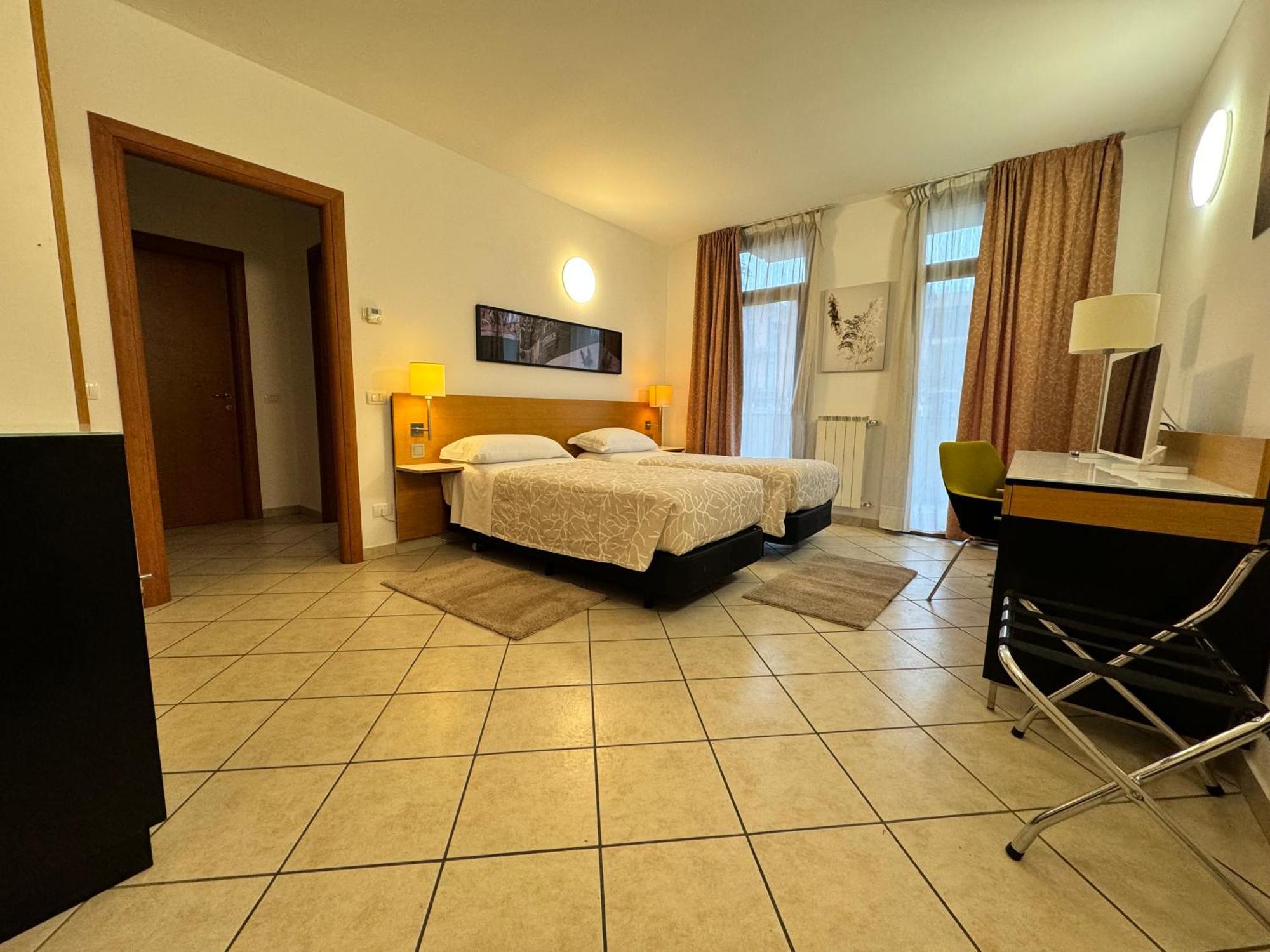 Residence Malpensa Somma Lombardo Exteriér fotografie